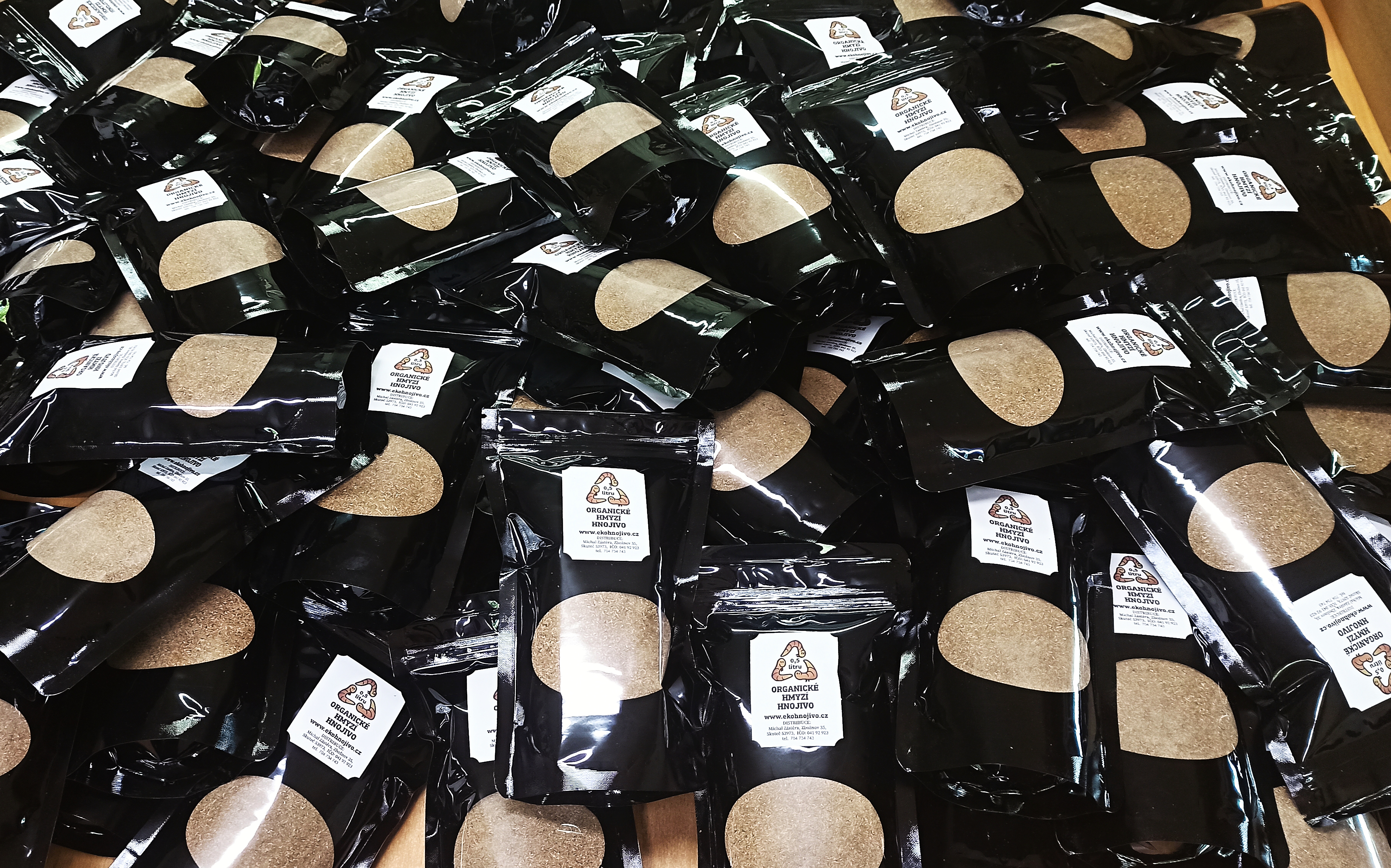 Organické hmyzí hnojivo 0,5 litrů 