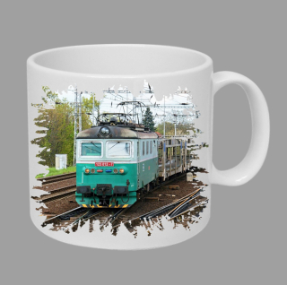 Moon River  hrnek s lokomotivou vlakem 123 012-7 obsah 330 ml