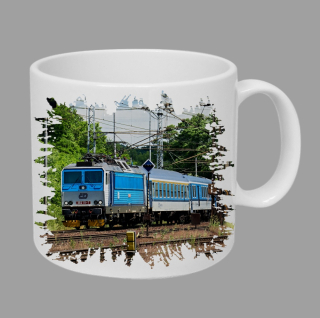 Moon River 362 111-7 hrnek s lokomotivou vlakem  obsah 330 ml