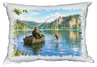 Moon River Petrův zdar rybář na pramici KAPR polštářek 30 x 40 cm