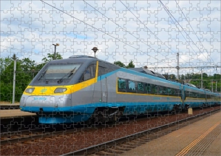 Moon River Puzzle s vlakem 681 004-8 Pendolino 