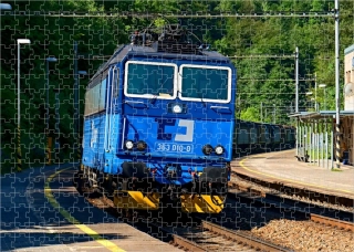 Moon River Puzzle s  lokomotivou 363 010-0 
